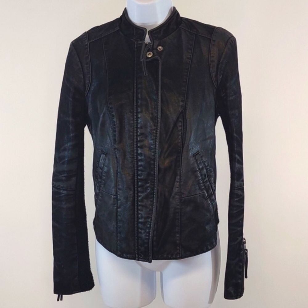 free people, faux-suede black cropped motorcycle‎ jacket- Small